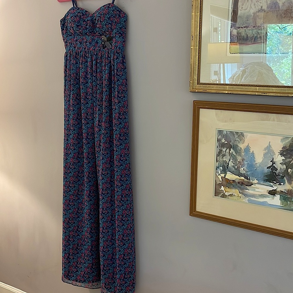 🌸NWT’s BGBG Long Dress. Size 10🌸